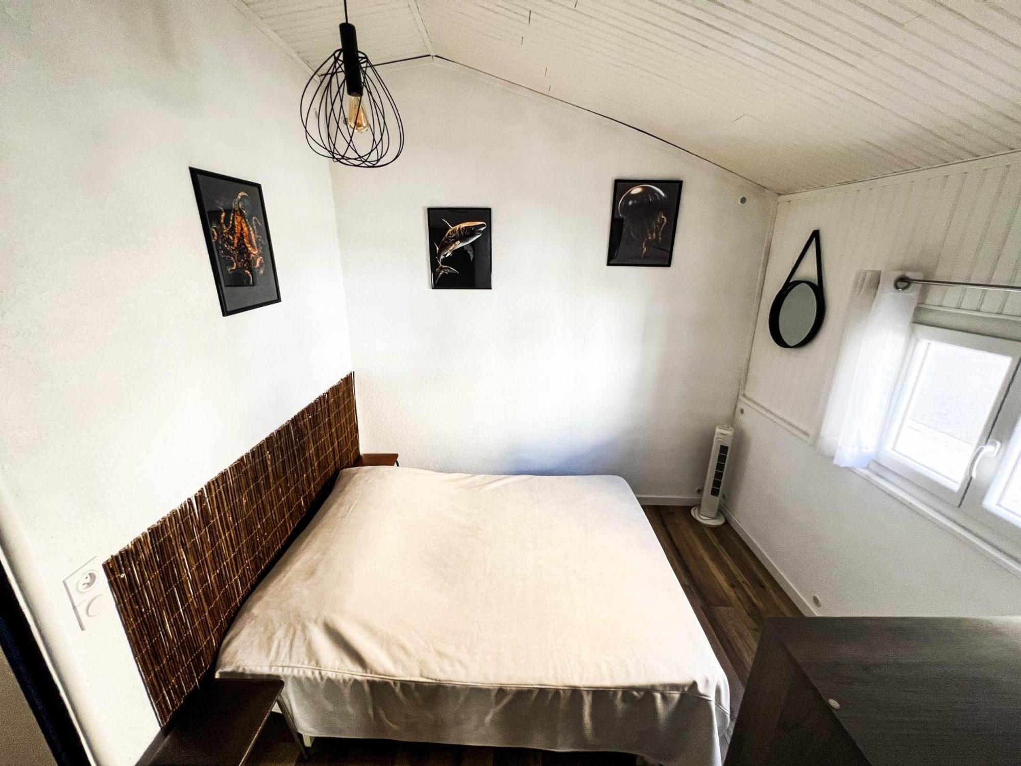 Maisonnette De Pecheur Chauffee Et Climatisee Пор-ла-Нувель Экстерьер фото