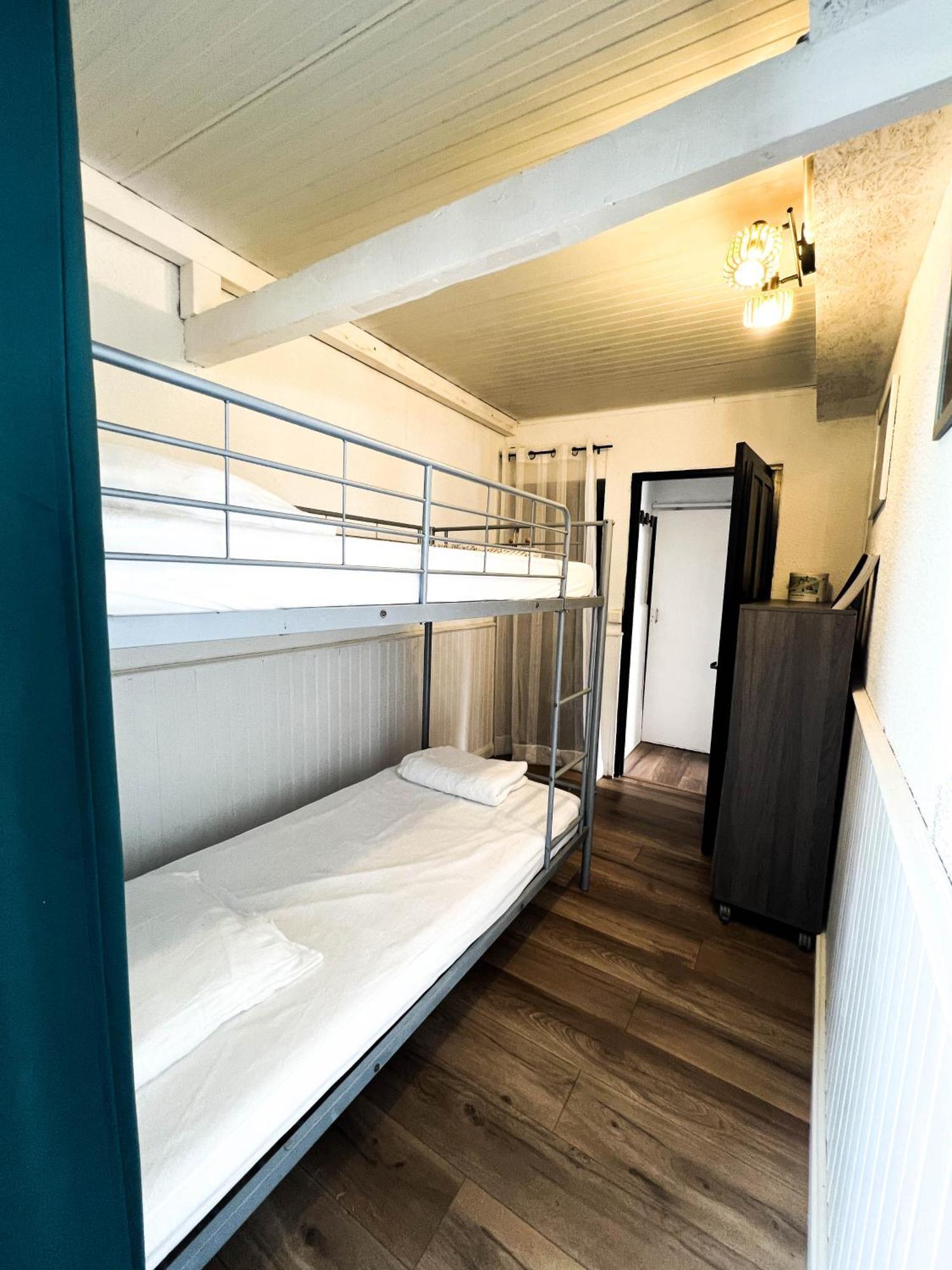 Maisonnette De Pecheur Chauffee Et Climatisee Пор-ла-Нувель Экстерьер фото