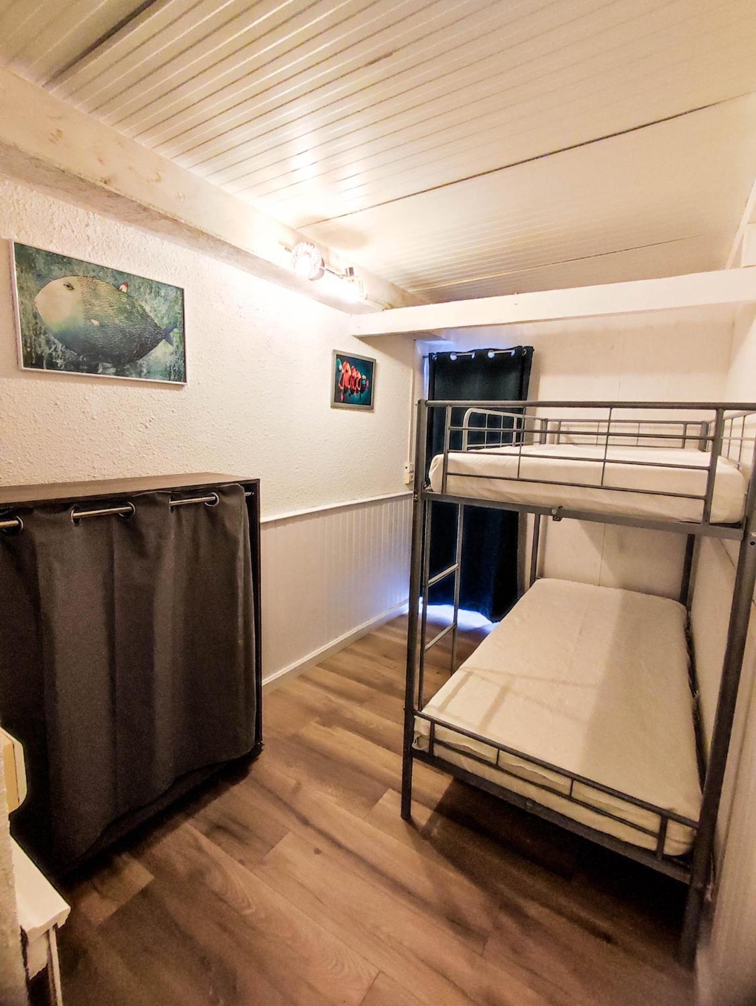 Maisonnette De Pecheur Chauffee Et Climatisee Пор-ла-Нувель Экстерьер фото